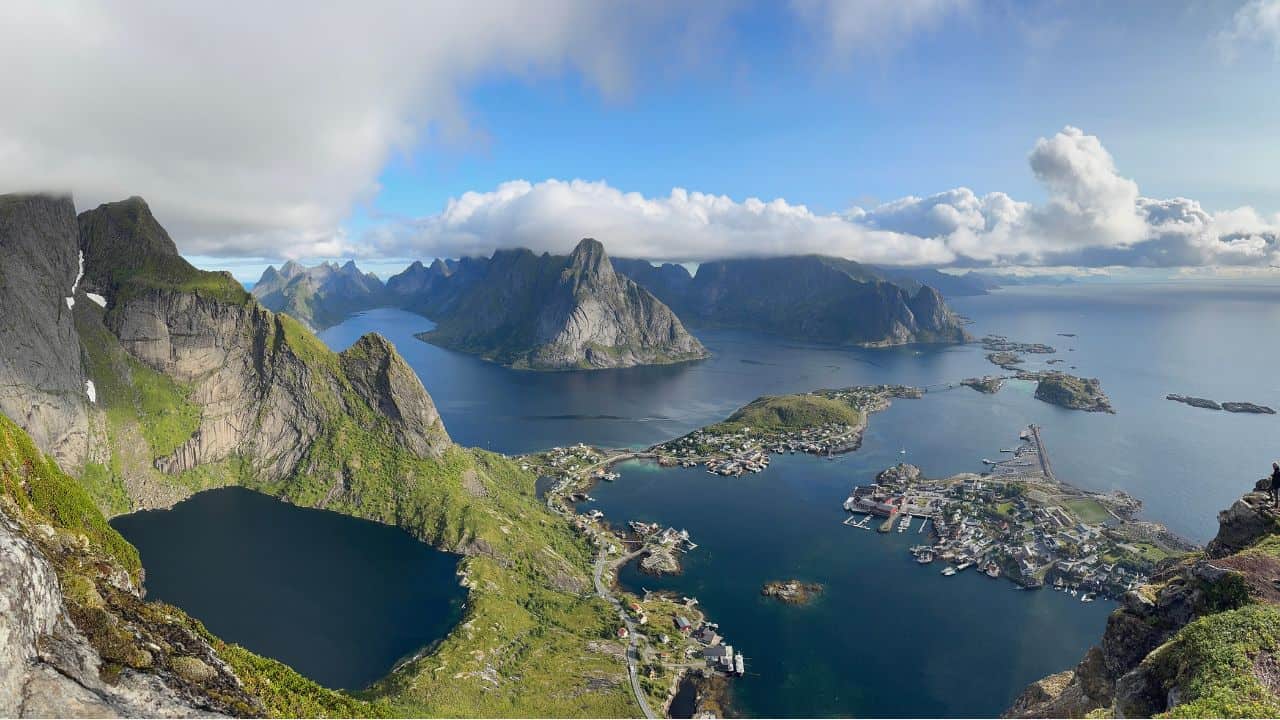 Exploring the Lofoten Islands as a Solo Traveler on a Budget